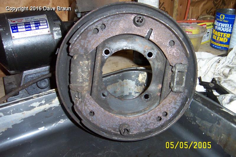 MGTD15470/Brakes/LH Rear brake assy